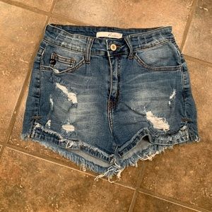 Kancan Shorts - medium wash - size 26
